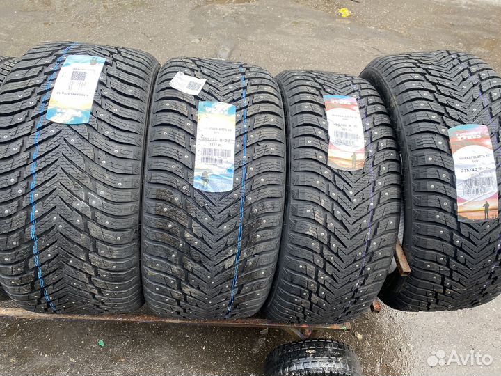 Nokian Tyres Hakkapeliitta 10p SUV 275/40 R22 и 315/35 R22