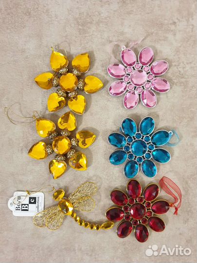 Игрушки и украшения