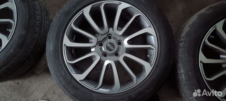Комплект колес R20 на Range Rover. 4 шт