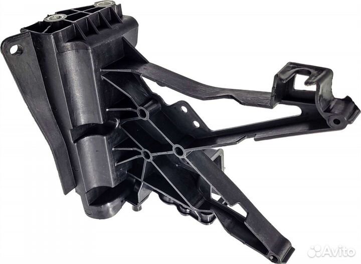 Кронштейн телевизора Мерседес W213 E-class