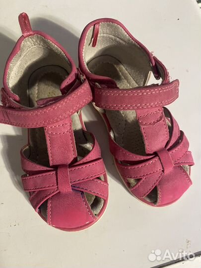 Босоножки для девочки