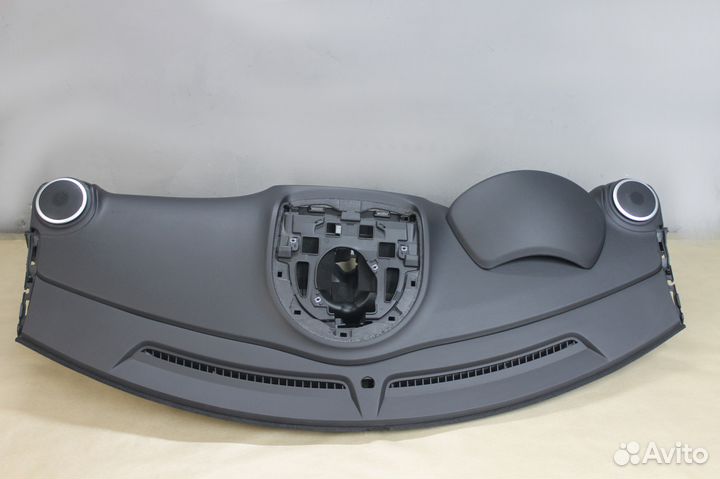 Торпедо Kia Soul панель приборов