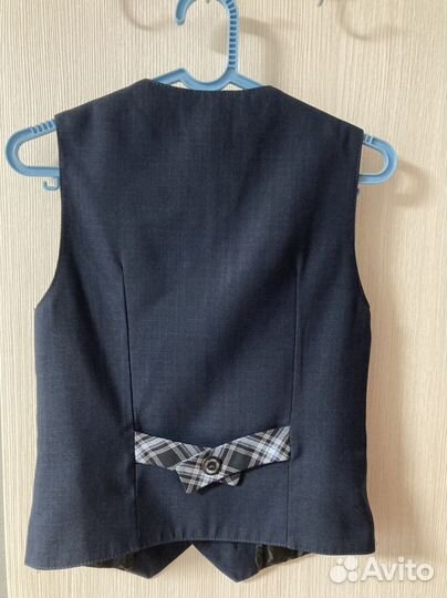 Жилетка от школьной формы, 128 размер