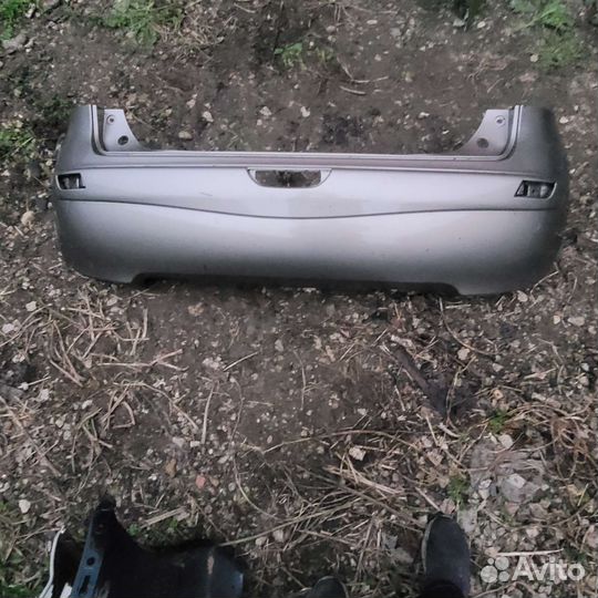 Бампер задний nissan note e11