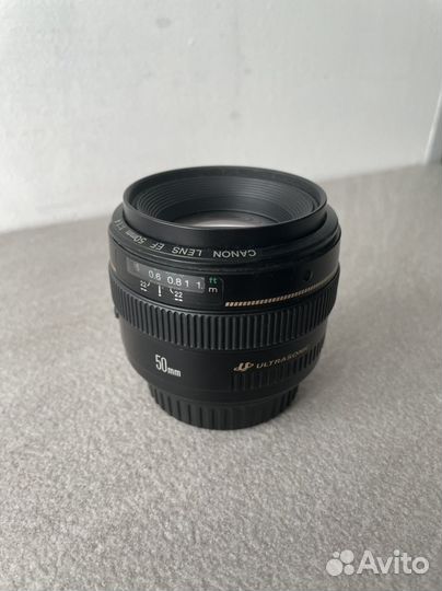 Объектив canon 50mm 1.4