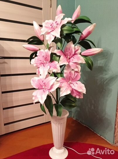 Светильник Лилия