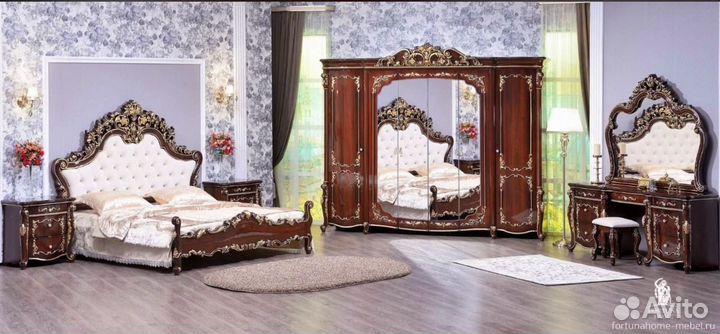 Спальный гарнитур