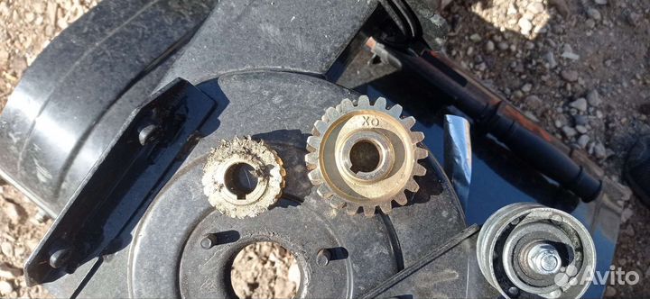 Шестеренка для снегоуборщика