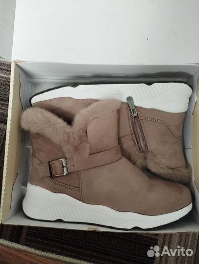Ботинки женские зимние 40 размер новые