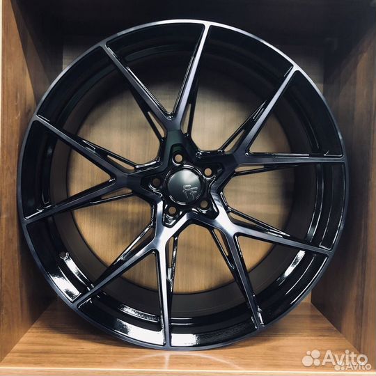 Диски R22 5x112 для Audi Q7 Q8