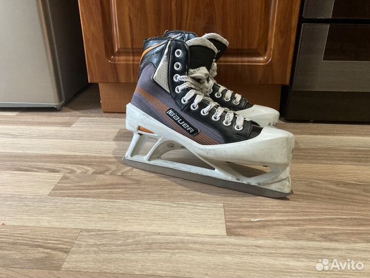 Коньки вратарские хоккейные