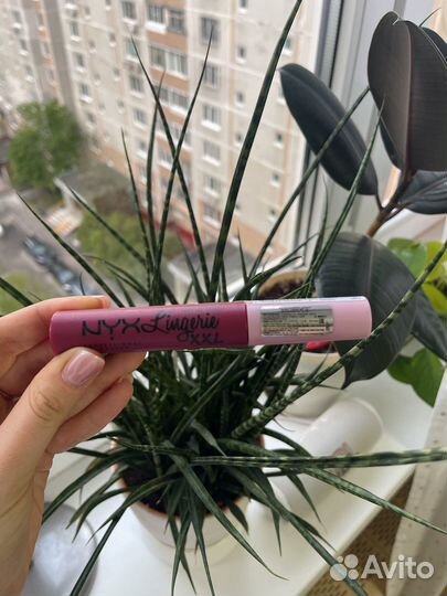 Жидкая помада для губ