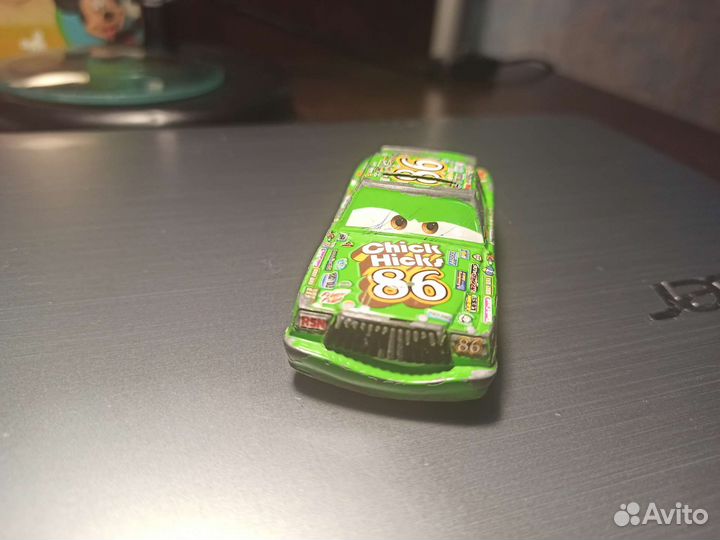 Машинки из мультфильма тачки