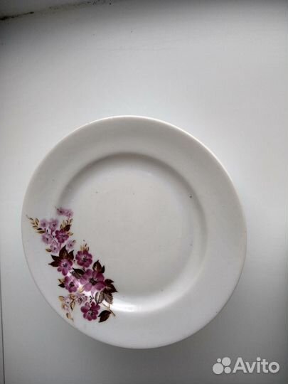 Наборы тарелок