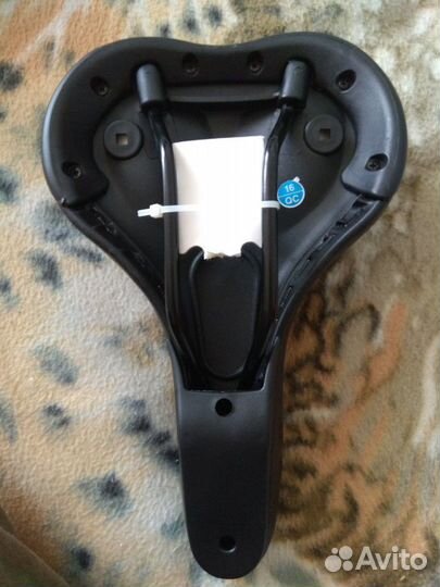 Седла новое разные, в ассортименте и детские