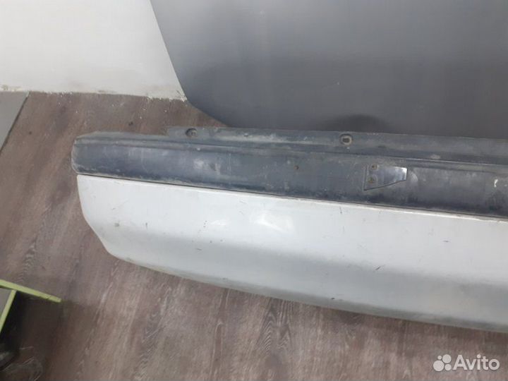 Бампер задний Toyota Corona Premio