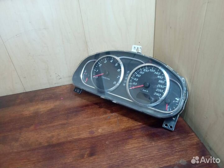 Панель приборов Mazda 6 GG АКПП