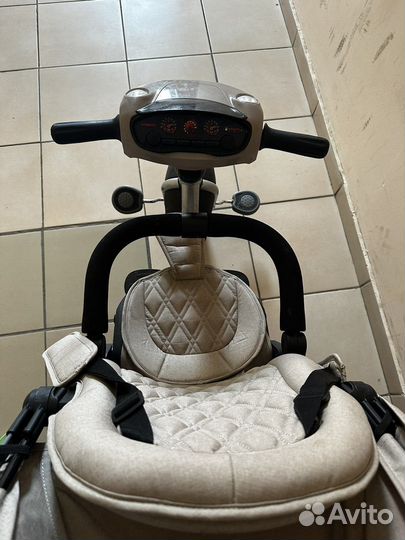 Бежевый детский велосипед с ручкой