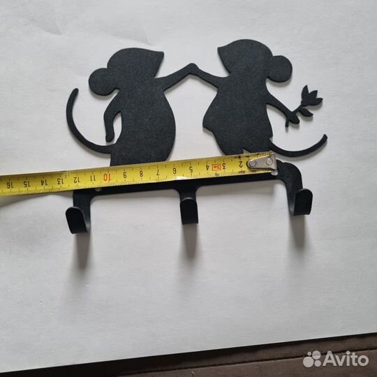 Ключница настенная металлическая