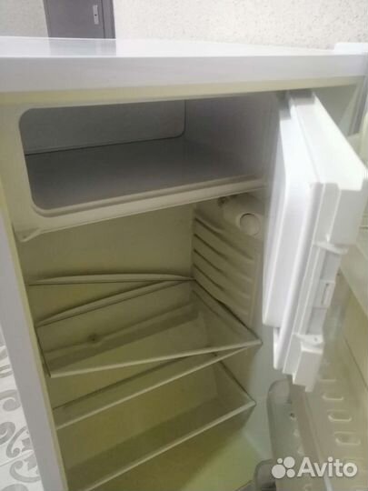 Холодильник бу маленький высота 105 см