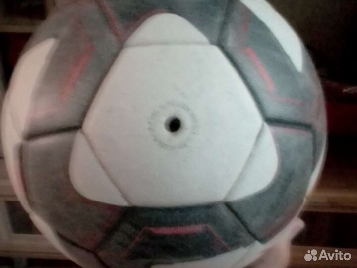 Футбольный мяч