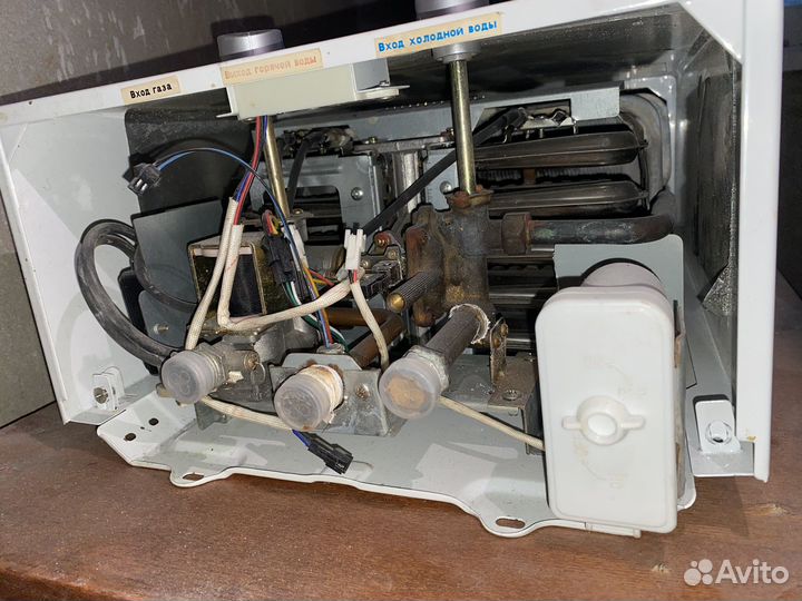 Газовая колонка бу zanussi GWH 10 Fonte