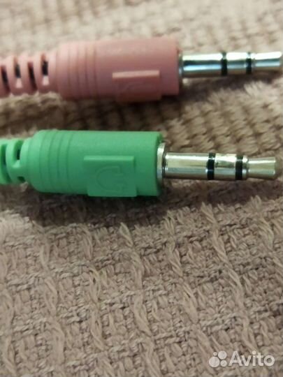 Наушники с микрофоном новые