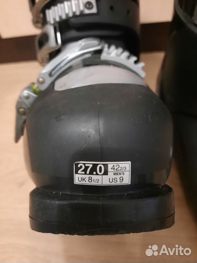 Горнолыжные ботинки женские