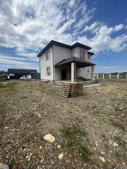 Дом 202 м² на участке 10 сот.