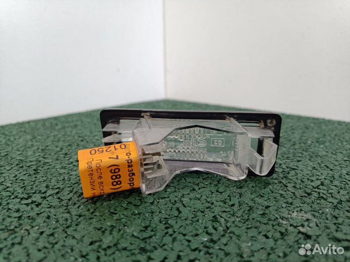 Фонарь подсветки номера Renault Fluence K4M838