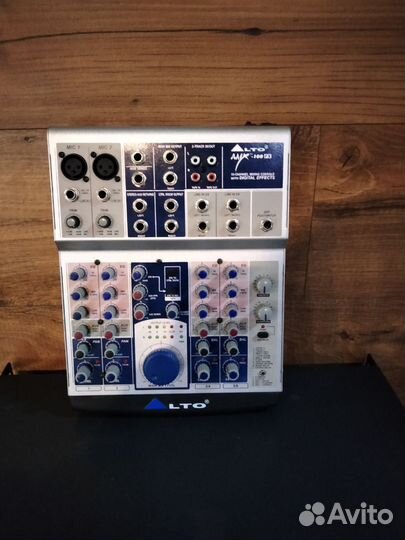 Микшерный пульт, контроллер