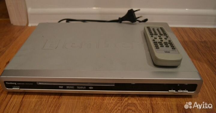 DVD плеер Elenberg