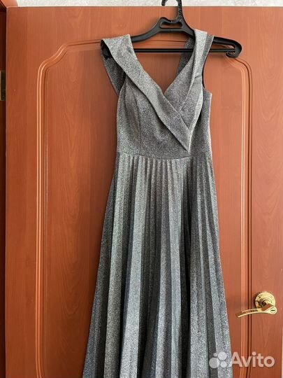 Вечернее платье 42 44