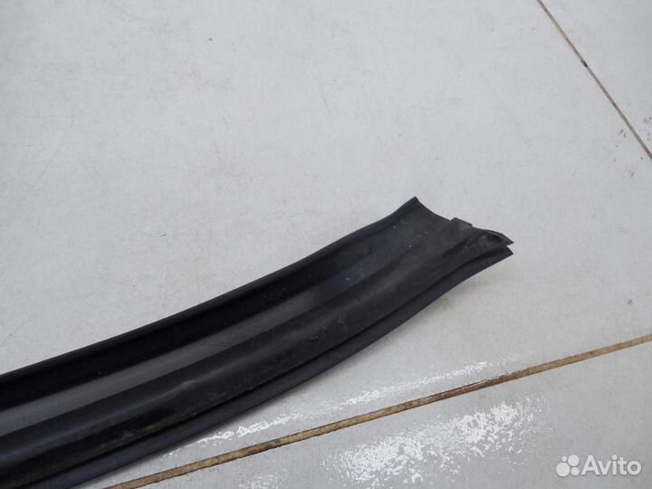 Уплотнитель (внутри) Gentra II 2013-2015