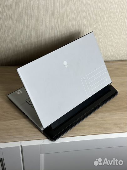 Alienware M15 i7/32gb/RTX 2070 Super