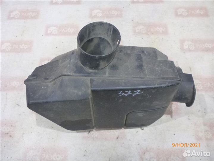 Резонатор воздушного фильтра Renault Laguna X74