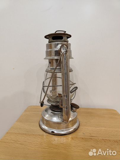 Керосиновая лампа