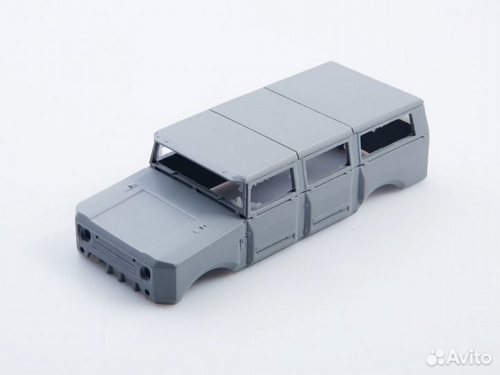 Сборная модель Военный внедорожник мами 1611AVD