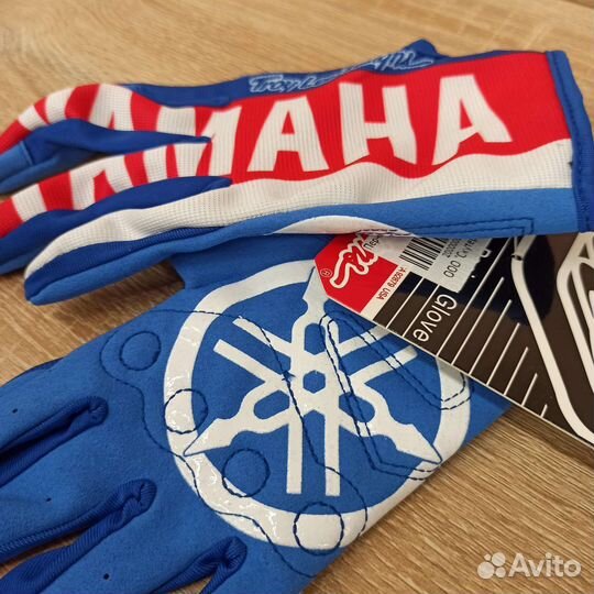 Перчатки кроссовые Yamaha