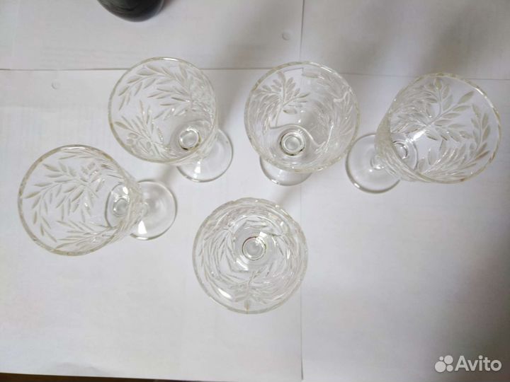 Рюмки, бокалы, графин, фужеры