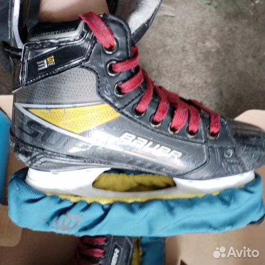 Хоккейные коньки Supreme Bauer 3s pro размер 3