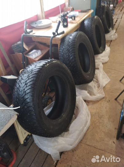 Nokian Tyres Hakkapeliitta 8 SUV 285/60 R18 116T