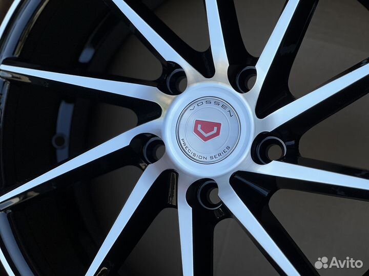 R16 5х114,3 новые литые диски Vossen арт.01150