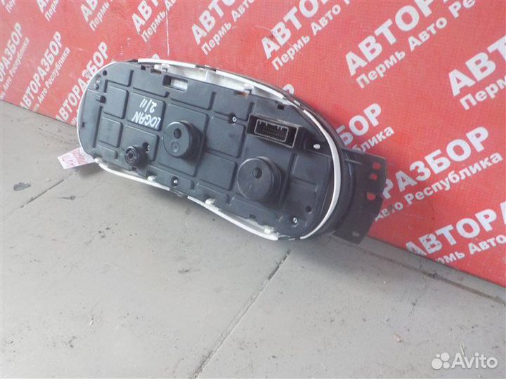 Щиток приборов Renault Logan K7M 2019