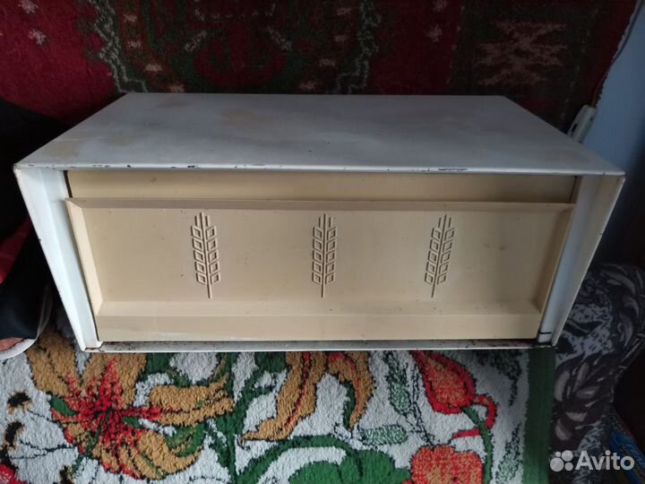 Шкафчик для хозяйства