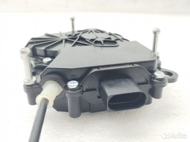 Активатор замка двери багажника Land Rover