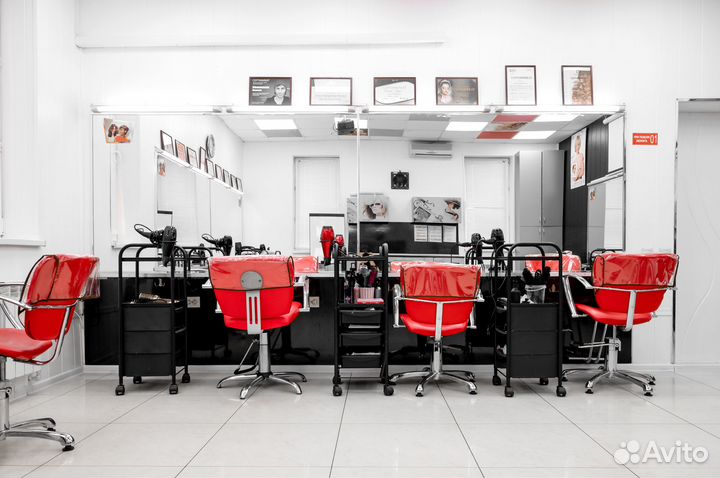 Модели По Всем Направлениям в Mozart House