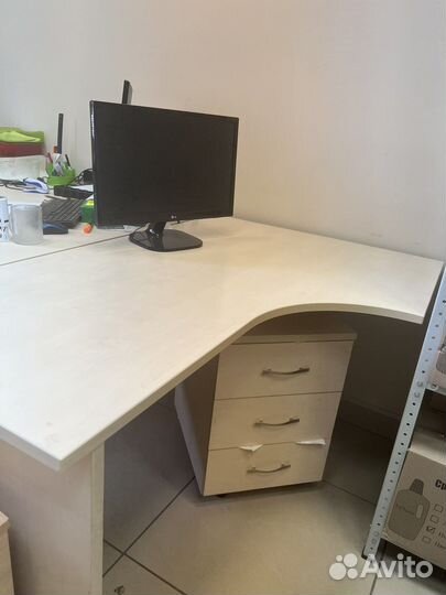 Стол офисный угловой бу