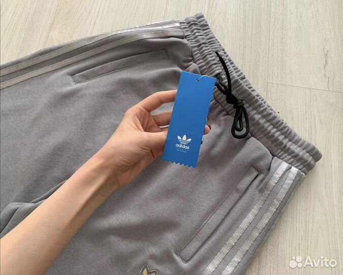 Спортивные штаны adidas 46 54