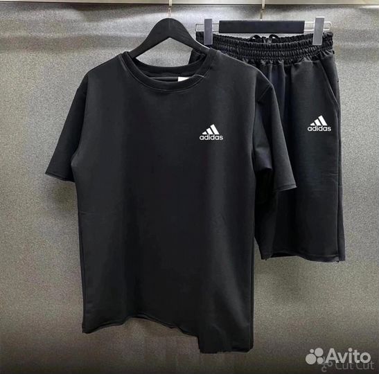 Спортивный костюм Adidas